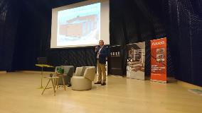 Arkadiusz Krześniak, Business Manager at Ruukki Polska, presented façade cladding solutions.