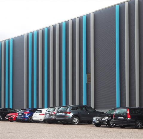 Colorful facade makes impression