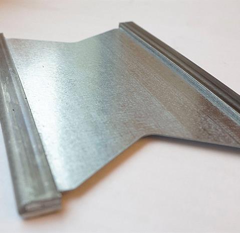 Ruukki makes stayplates for Roxtec’s transits, and Roxtec receives around 2.5 million plates every year.