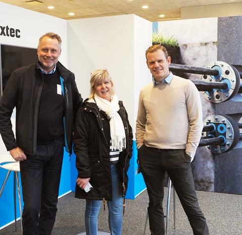 Jerry Hanson from Ruukki with Roxtec’s strategic purchaser Helene Wahnström and security manager Patrik Cederholm. 