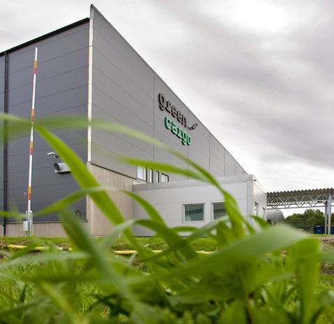 Warehouse made of sandwich panels