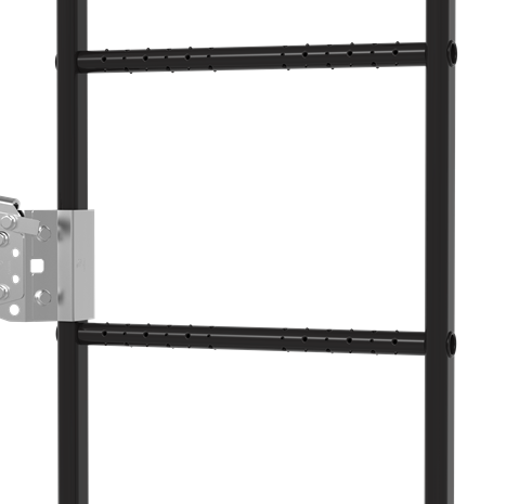 SafeLine-wire-system-fastener-on-wall-ladder